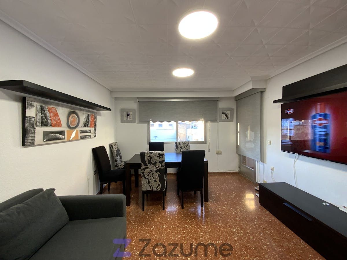 Menjador de Pis de lloguer en Alaquàs amb Aire condicionat, Calefacció i Terrassa