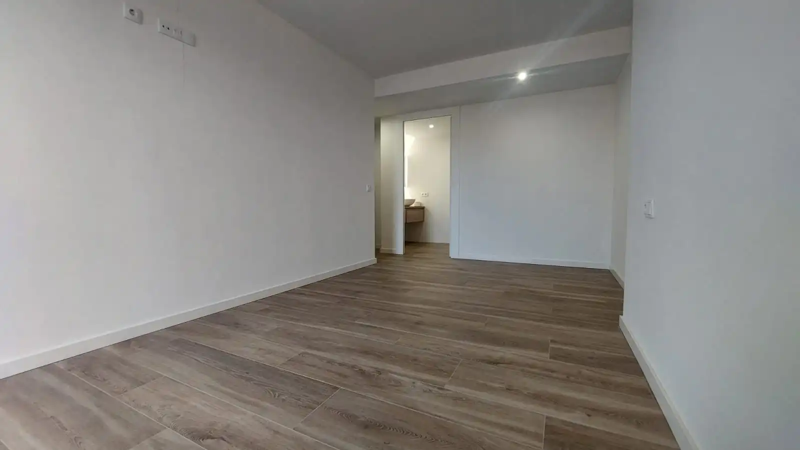 Dormitori de Pis en venda en Vic amb Aire condicionat, Calefacció i Terrassa