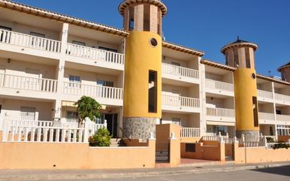 Vista exterior de Apartament en venda en Orihuela amb Balcó