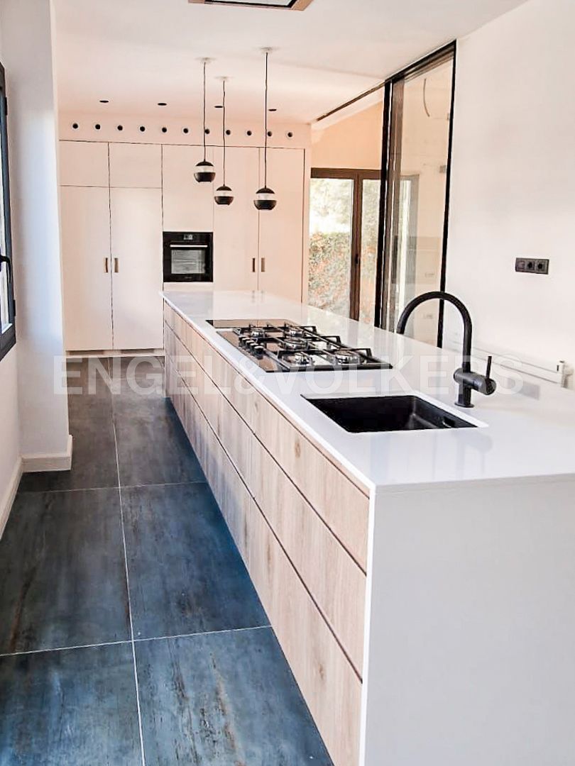Kitchen of House or chalet to rent in Sitges  with Air Conditioner, Heating and Terrace