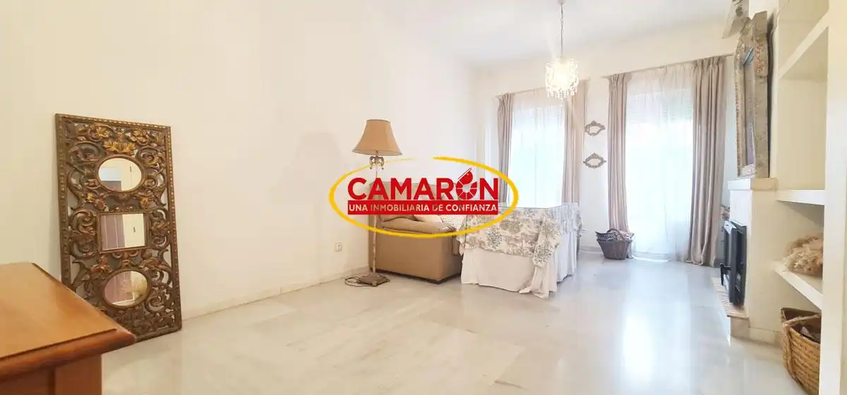 Dormitori de Casa o xalet en venda en Coria del Río amb Aire condicionat i Terrassa