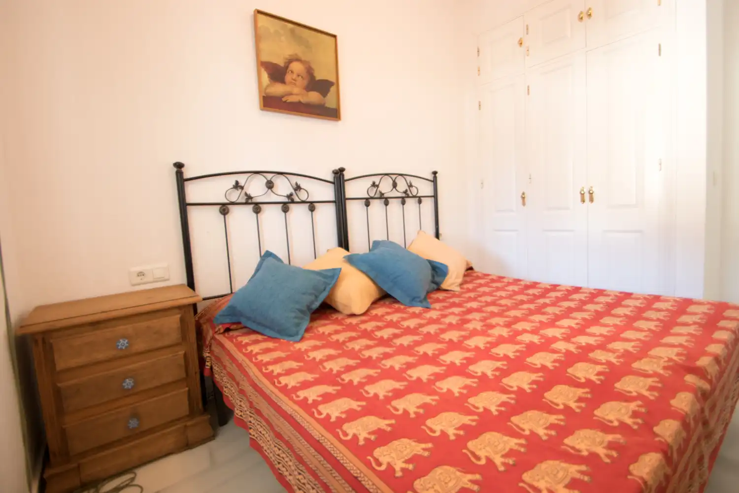 Dormitori de Apartament en venda en Chiclana de la Frontera amb Jardí privat, Moblat i Rentadora