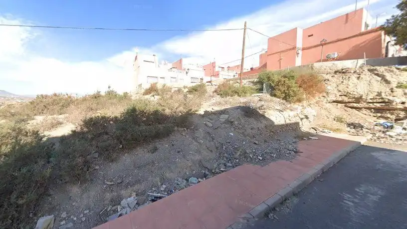 Terrenos y solares en venta en lugar Grupo Escolar
