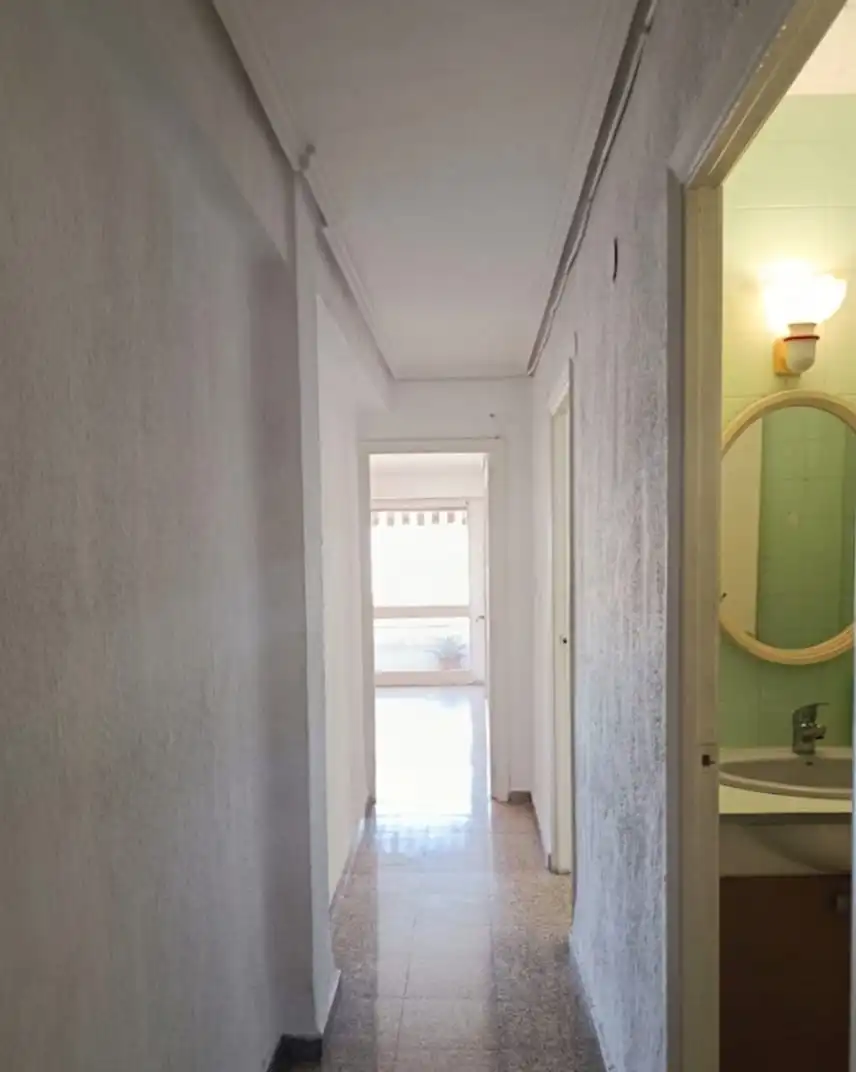 Piso en venta en Valencia con Balcón y Alarma