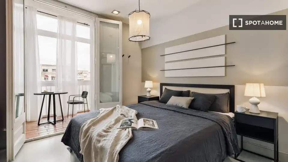 Habitación de Piso de alquiler en Barcelona con Aire acondicionado, Calefacción y Amueblado