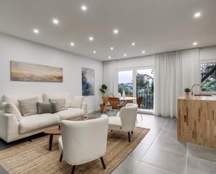 Living room of Attic for sale in Marbella  with Air Conditioner, Terrace and Swimming Pool