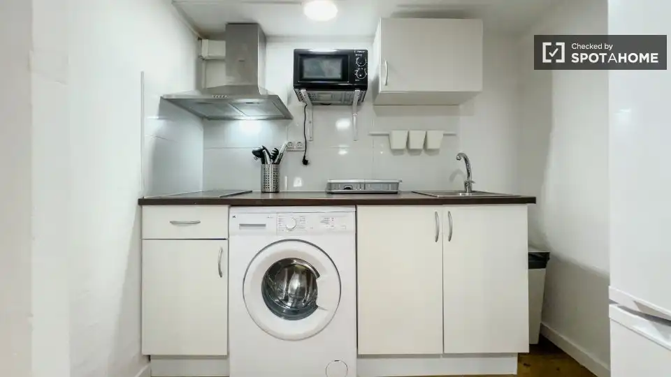 Flat for rent in Sant Pere, Sta. Caterina i la Ribera
