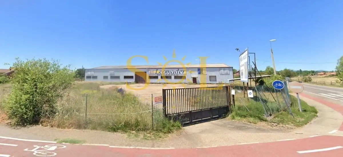 Nau industrial en venda a Calle Santand-villaro 147