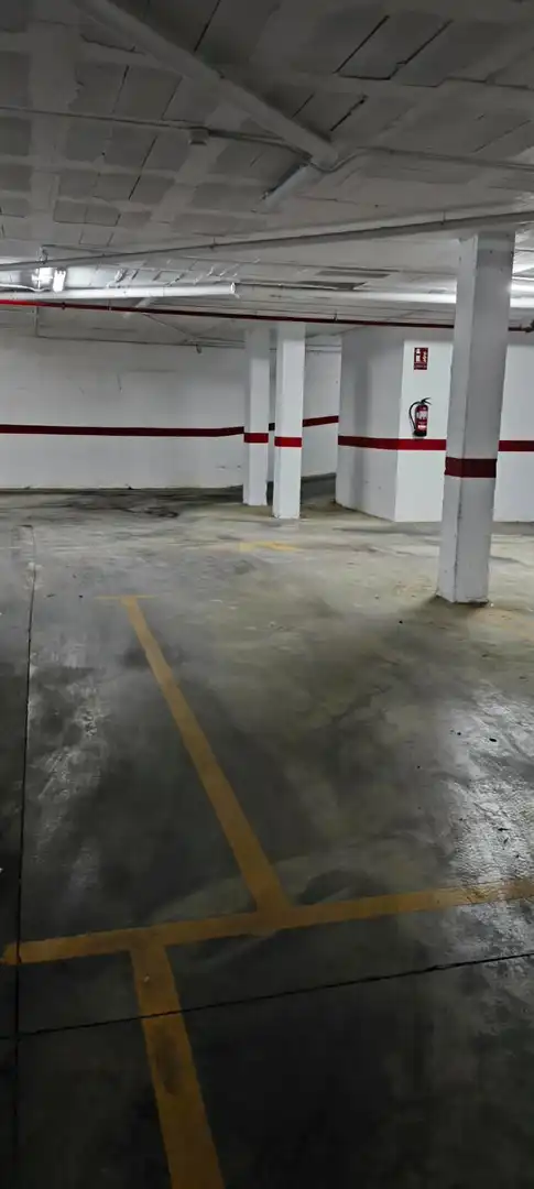 Parking de Ático en venta en Almoradí con Terraza, Balcón y Piscina comunitaria