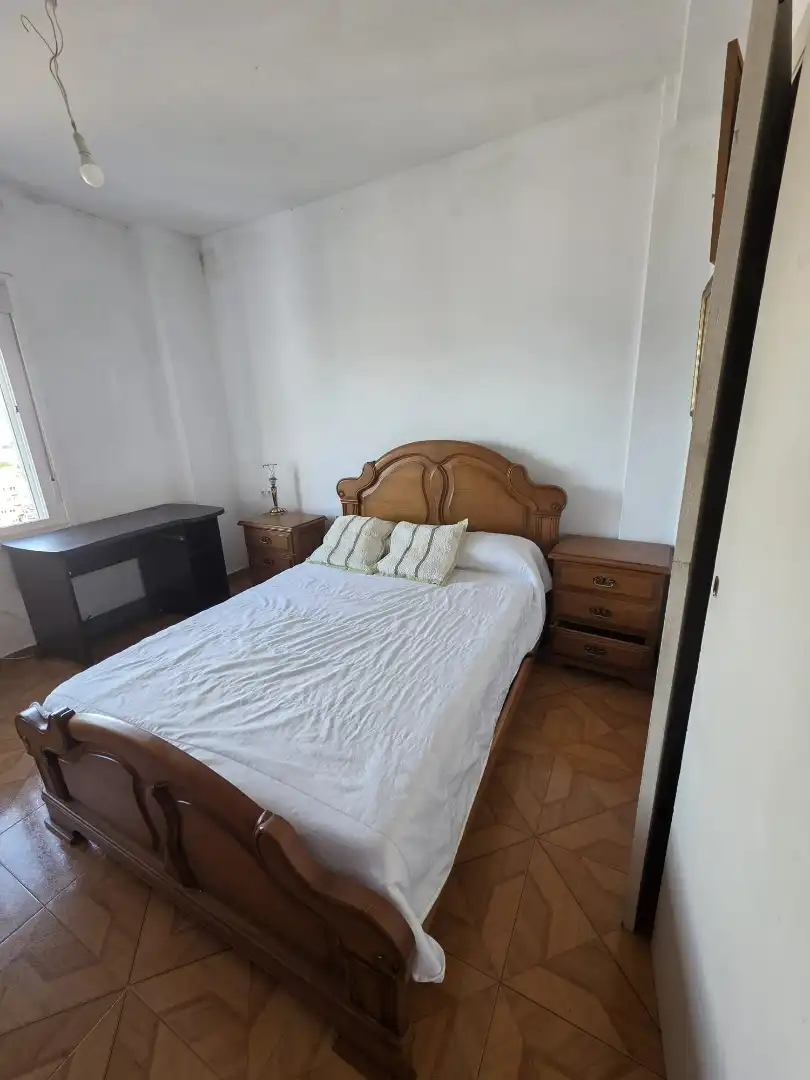 Bedroom of Flat for rent in Ferrol  with Furnished, Oven and Washing machine