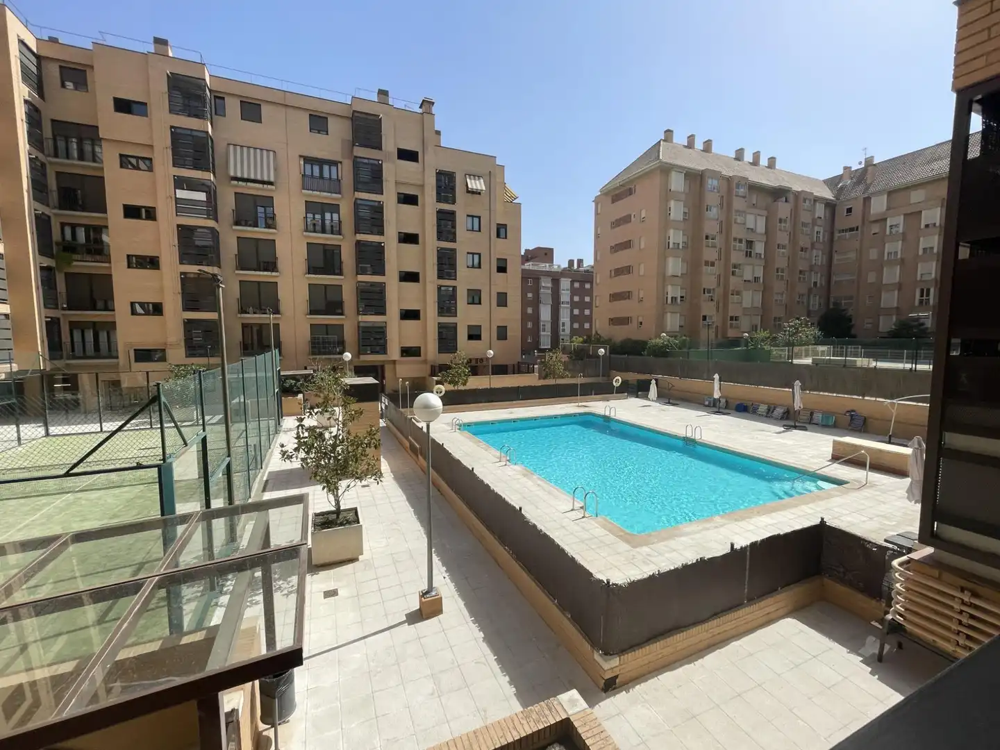 Flat with pool for sale in DIEGO HURTADO DE MENDOZA 13