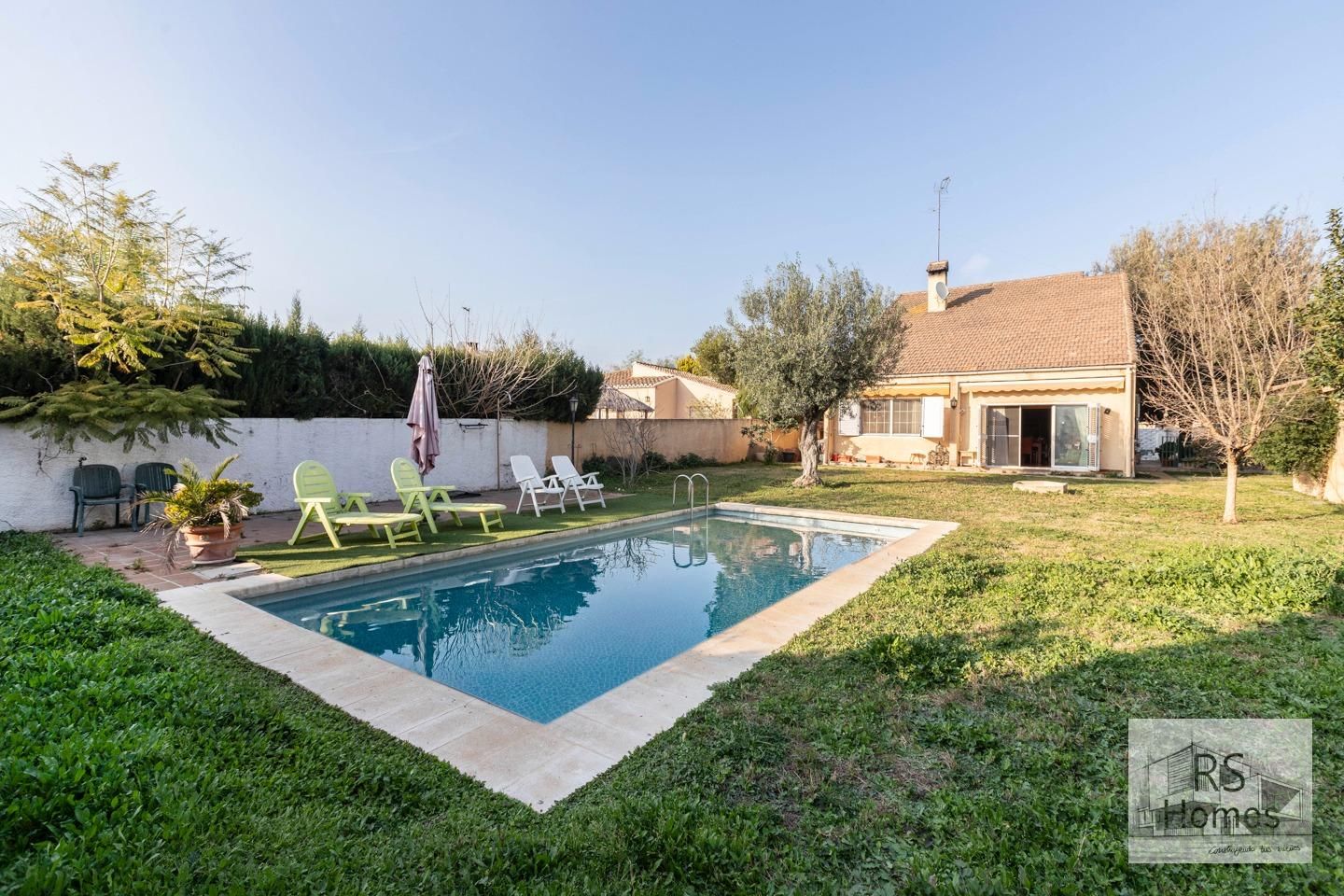 Piscina de Casa o chalet en venta en L'Eliana con Aire acondicionado, Calefacción y Jardín privado