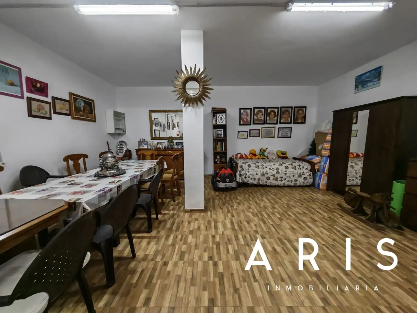 Sala de estar de Casa adosada en venta en Alhaurín de la Torre con Aire acondicionado y Piscina
