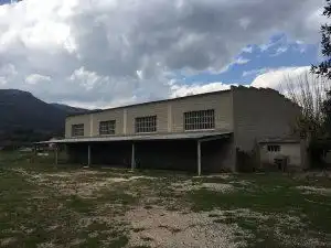 Vista exterior de Nau industrial en venda en La Riba