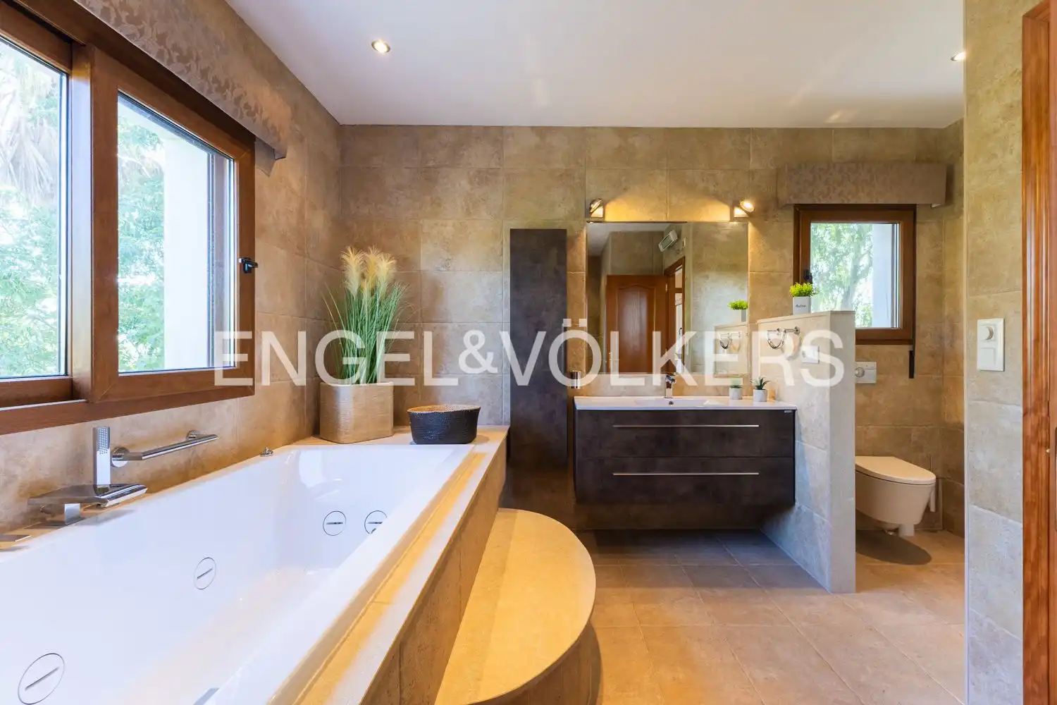 Bathroom of Houses for sale in Pedreguer  with Air Conditioner, Heating and Private garden