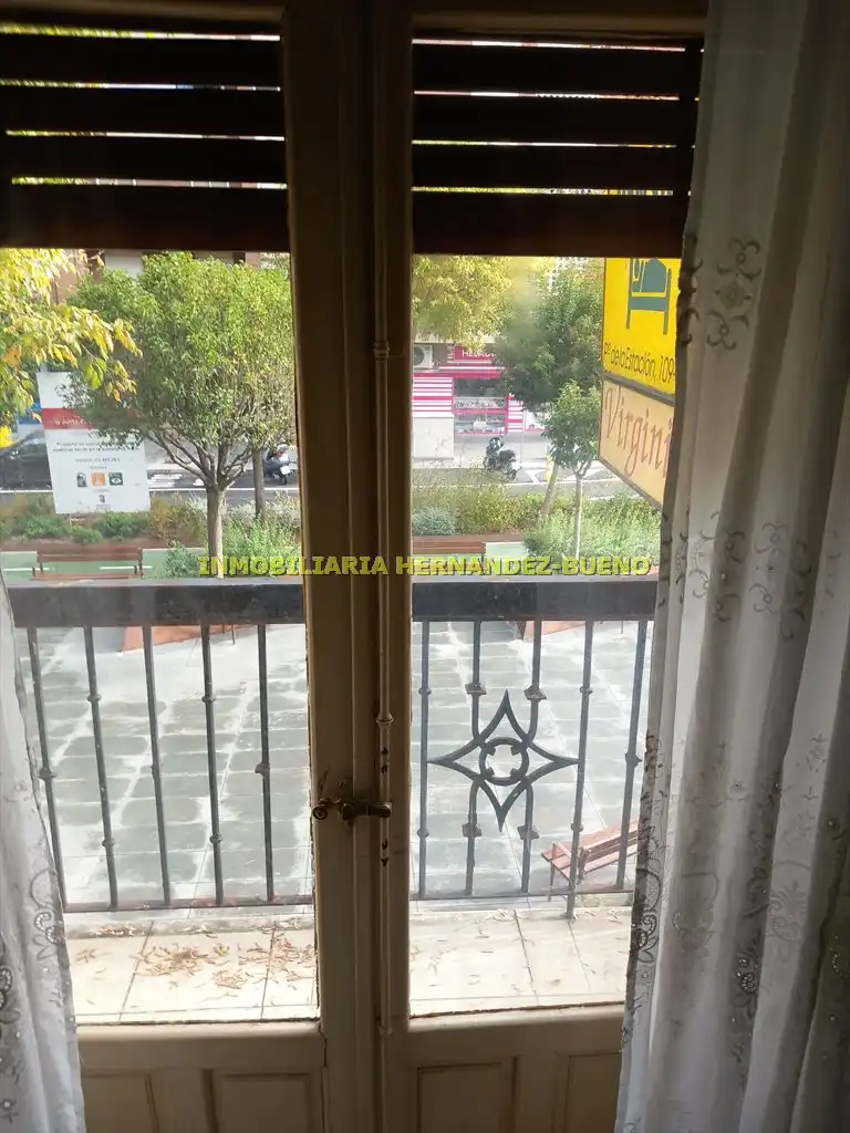 Gebäude zur Miete in Garrido Sur