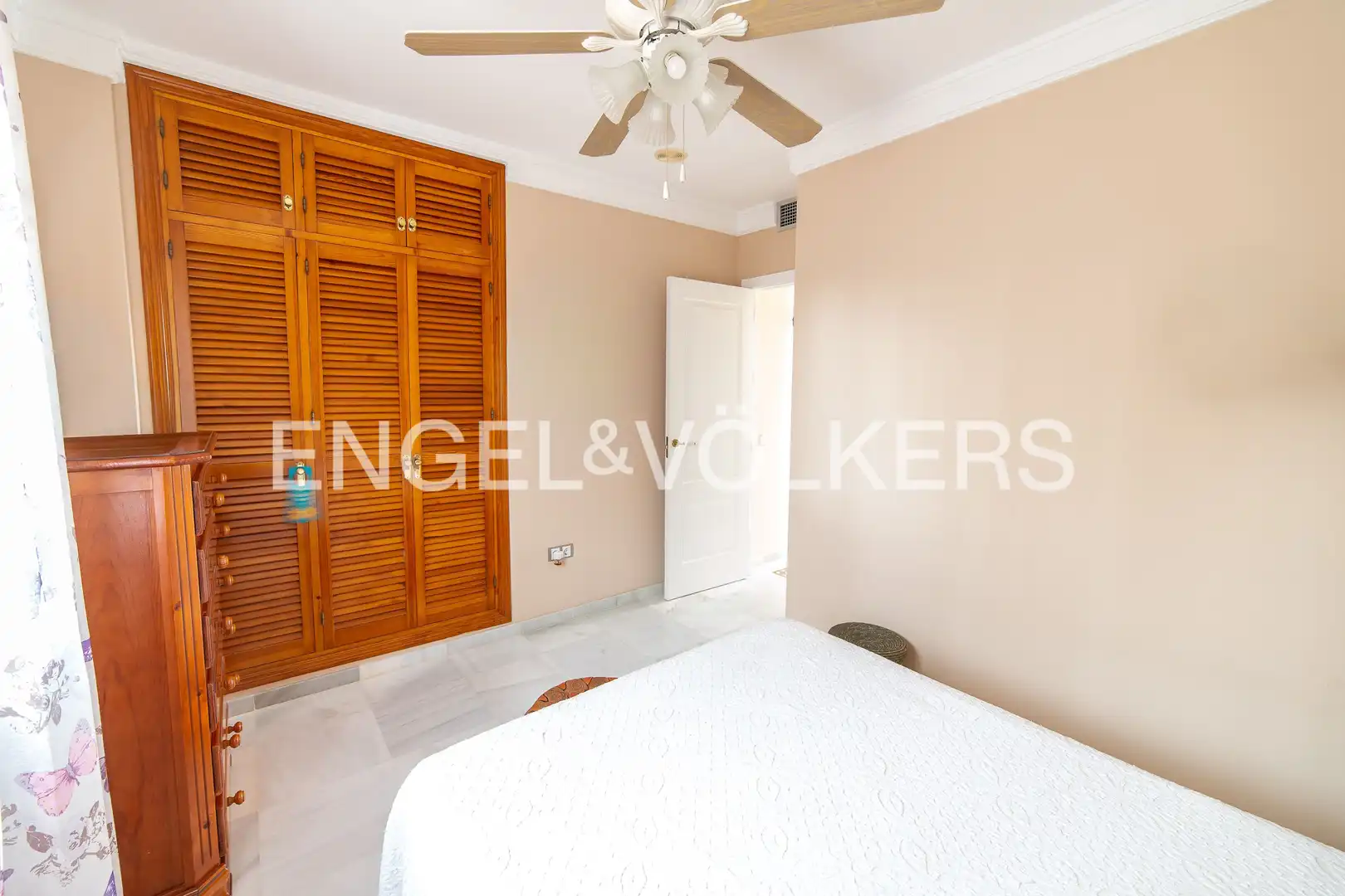 Bedroom of Country homes for sale in San Fernando  with Heating, Private garden and Swimming Pool