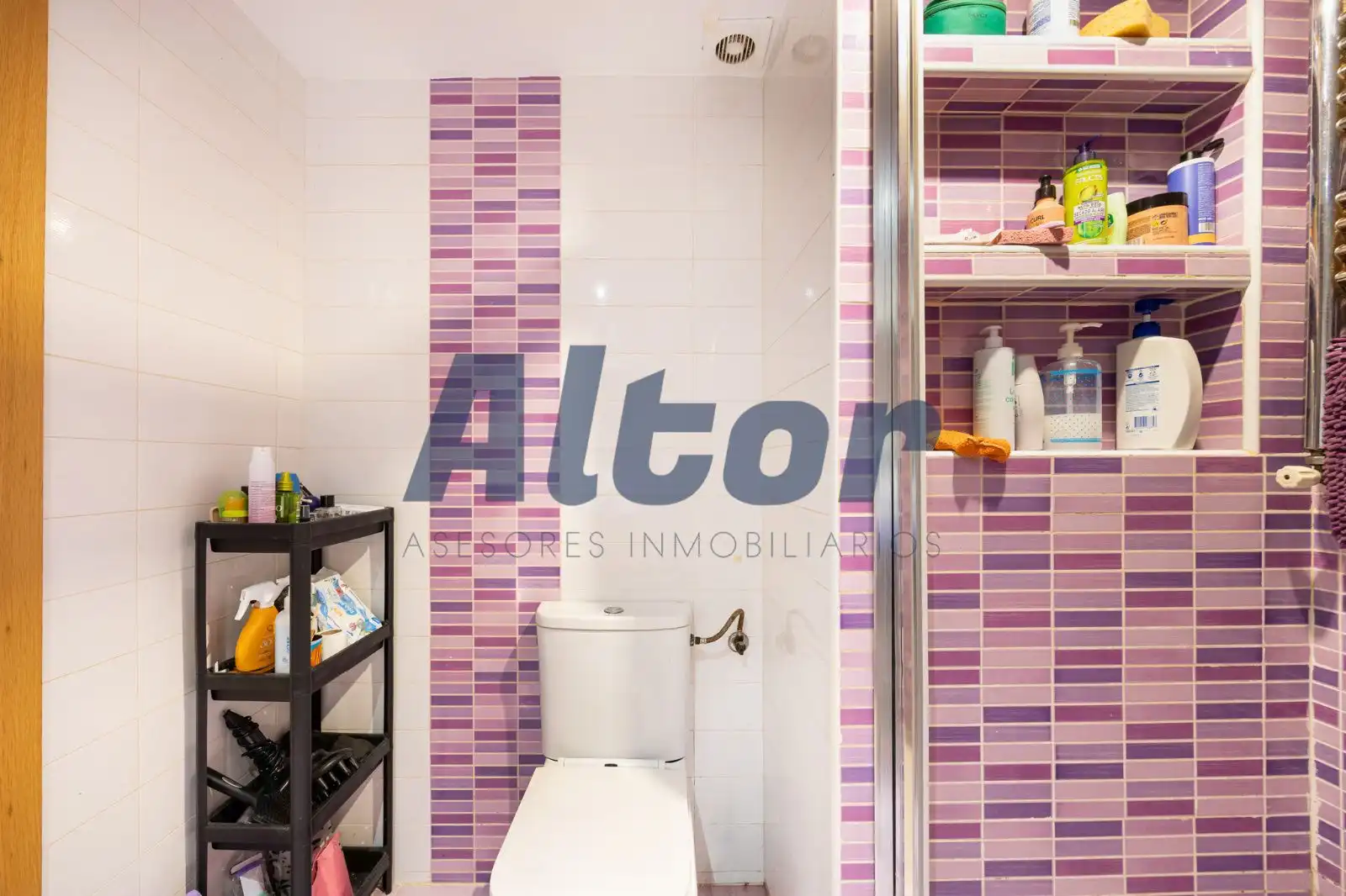 Bathroom of Flat for sale in Fuenlabrada  with Heating, Terrace and Swimming Pool