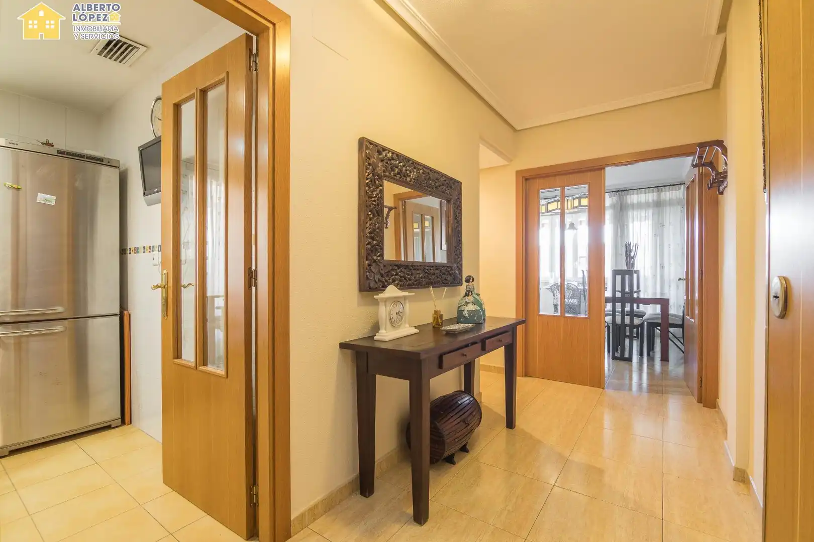 Apartamento en venta en Alicante / Alacant con Aire acondicionado, Calefacción y Piscina comunitaria