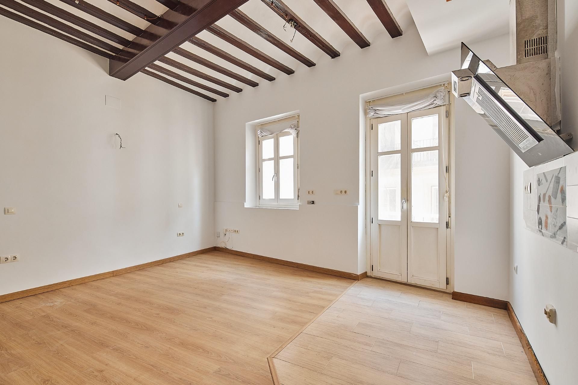 Flat for sale in  Cádiz Capital  with Air Conditioner, Storage room and Balcony