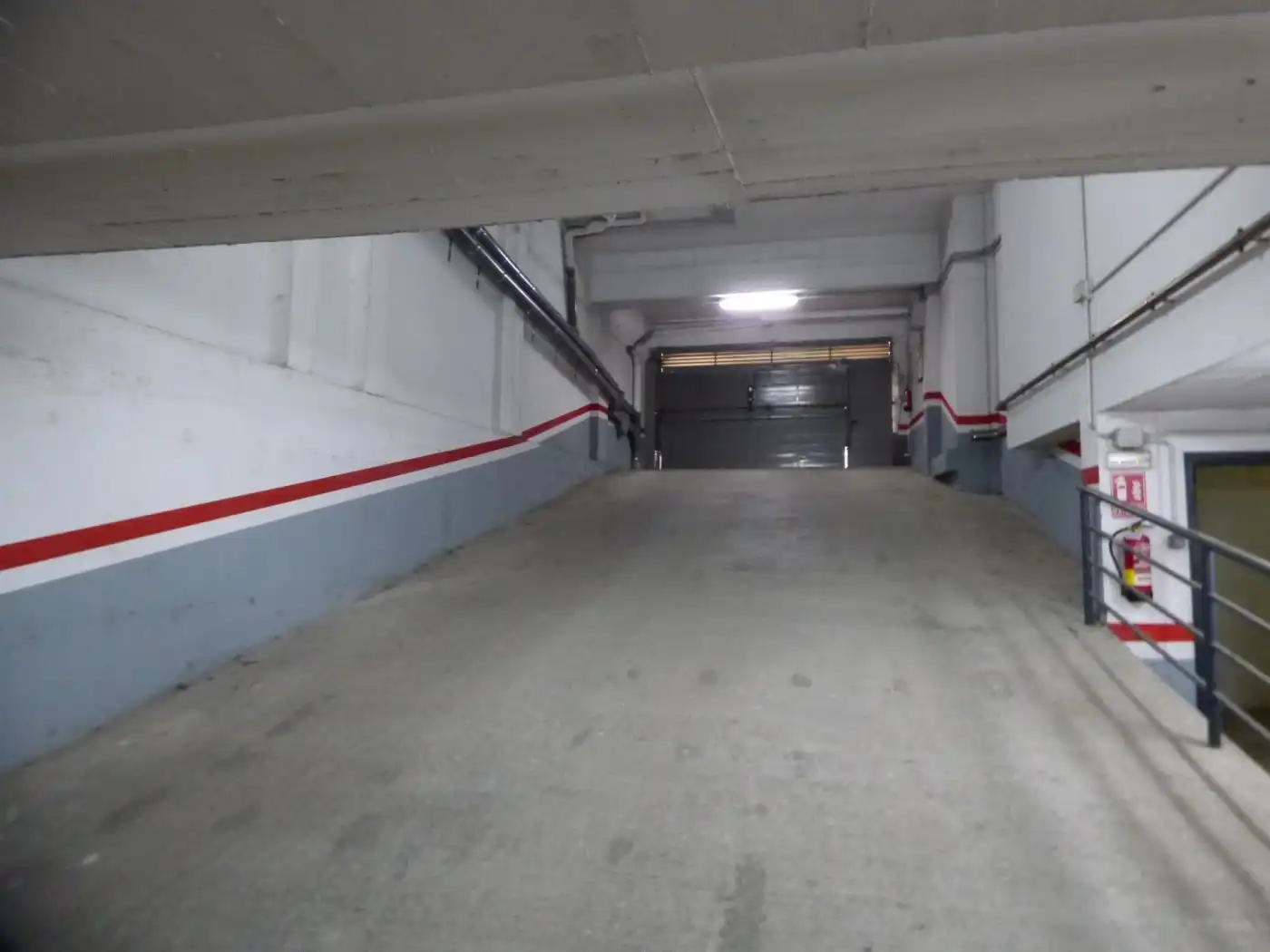 Einzelparkplatz zum Verkauf in El Poble Sec, imagen 4