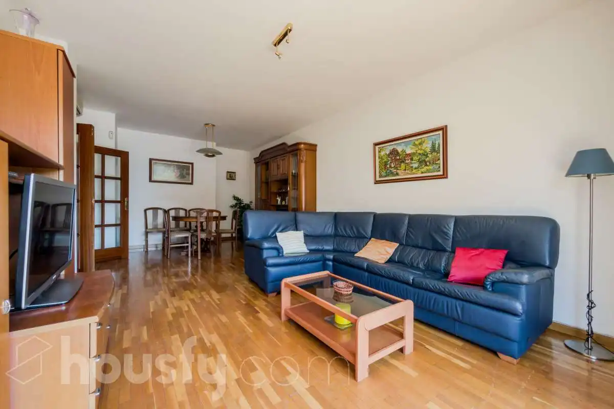 Piso con terraza en venta en Calle Aragó ., imagen 5