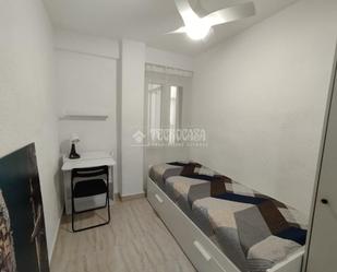 Flat to rent in Calle Foguerer, Carolinas Altas
