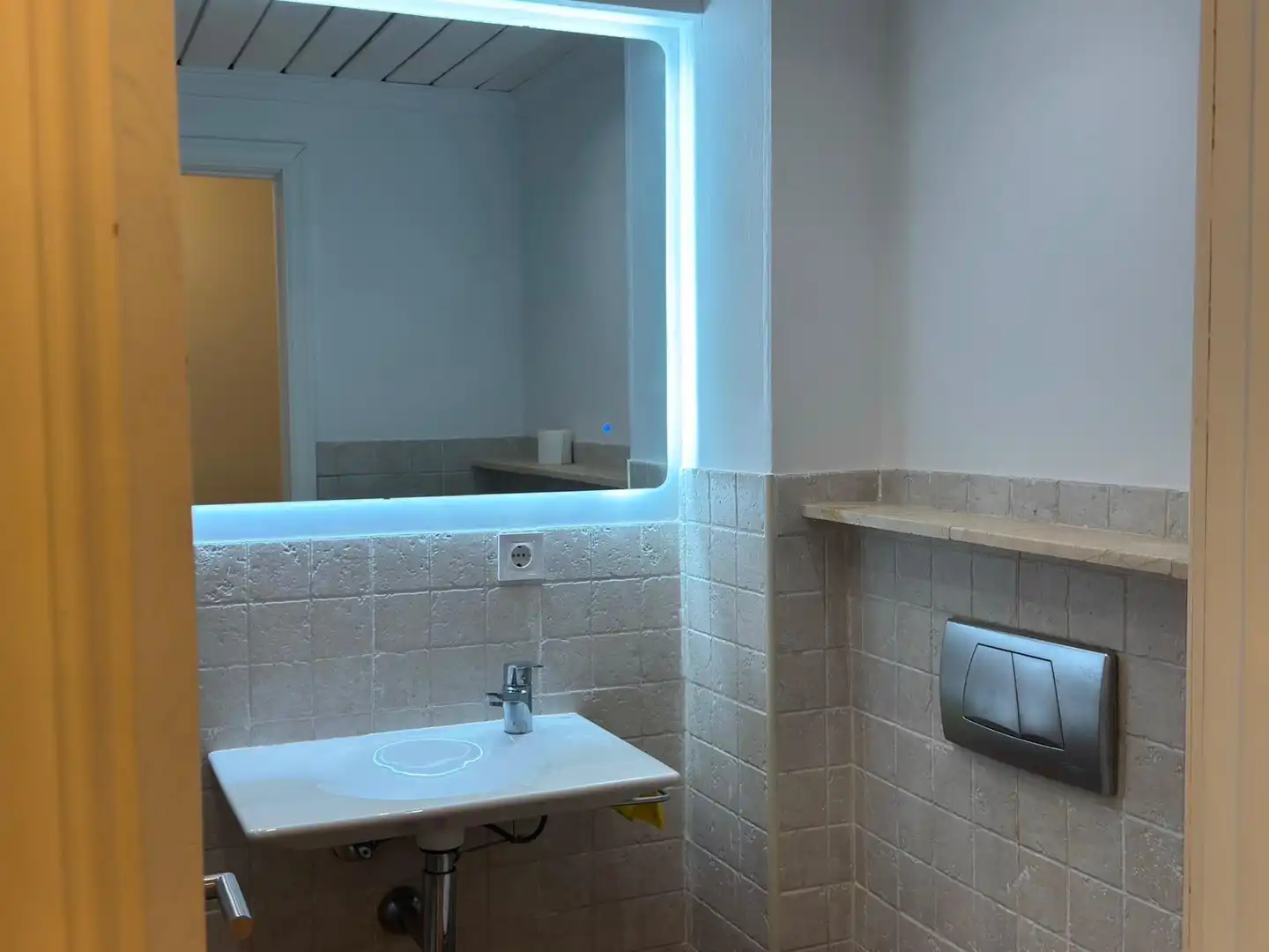 Baño de Apartamento en venta en Calvià con Aire acondicionado, Terraza y Amueblado