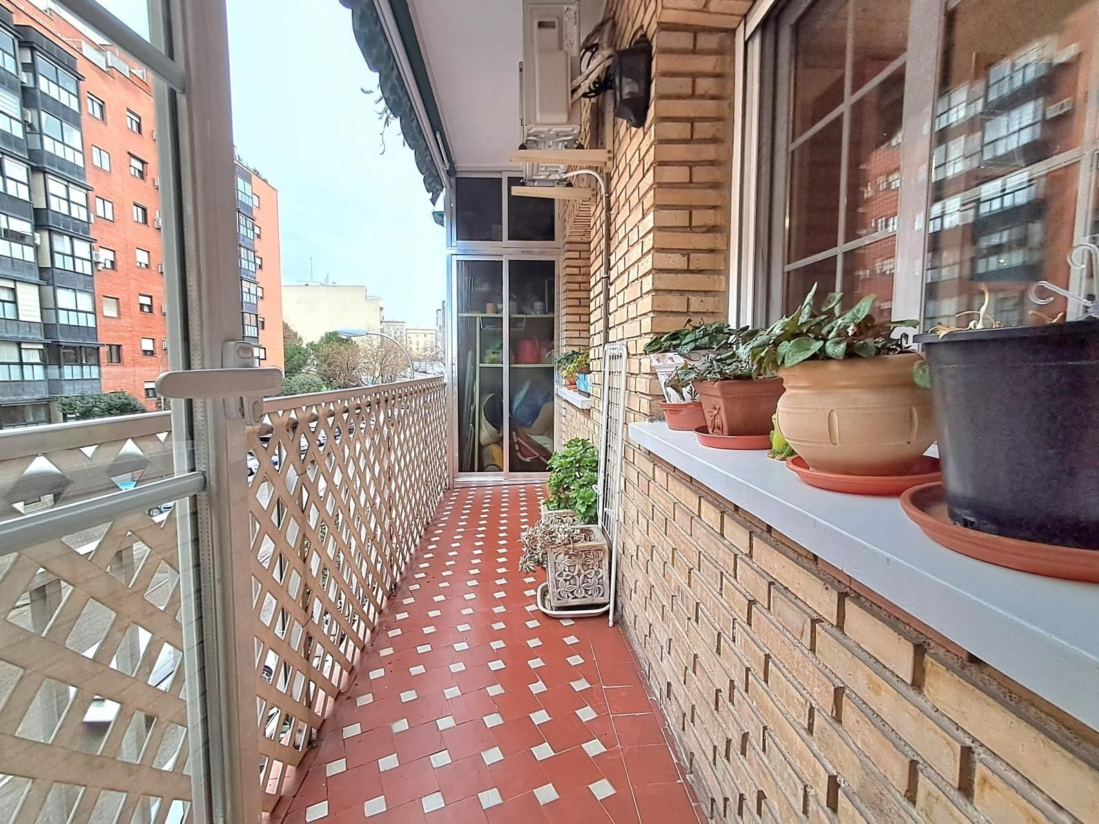 Balcony of Flat for sale in  Madrid Capital  with Air Conditioner and Terrace