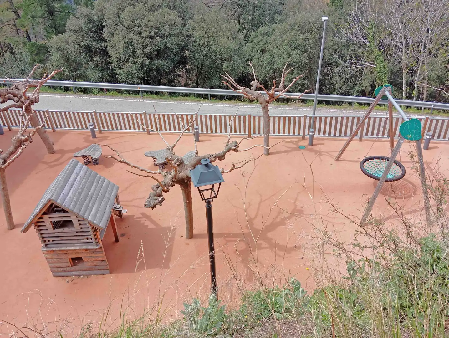 Terrasse von Einfamilien-Reihenhaus zum Verkauf in Montseny mit Heizung, Parkett und Terrasse