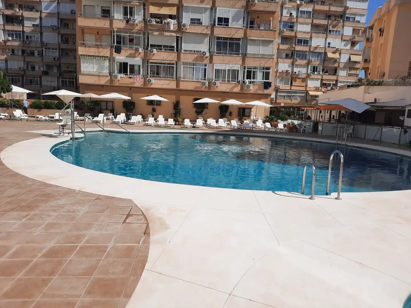 Piscina de Estudi de lloguer en Torremolinos amb Aire condicionat, Calefacció i Terrassa