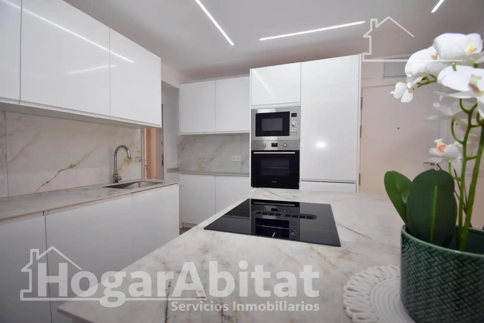 Küche von Wohnung zum Verkauf in Valencia mit Terrasse und Balkon
