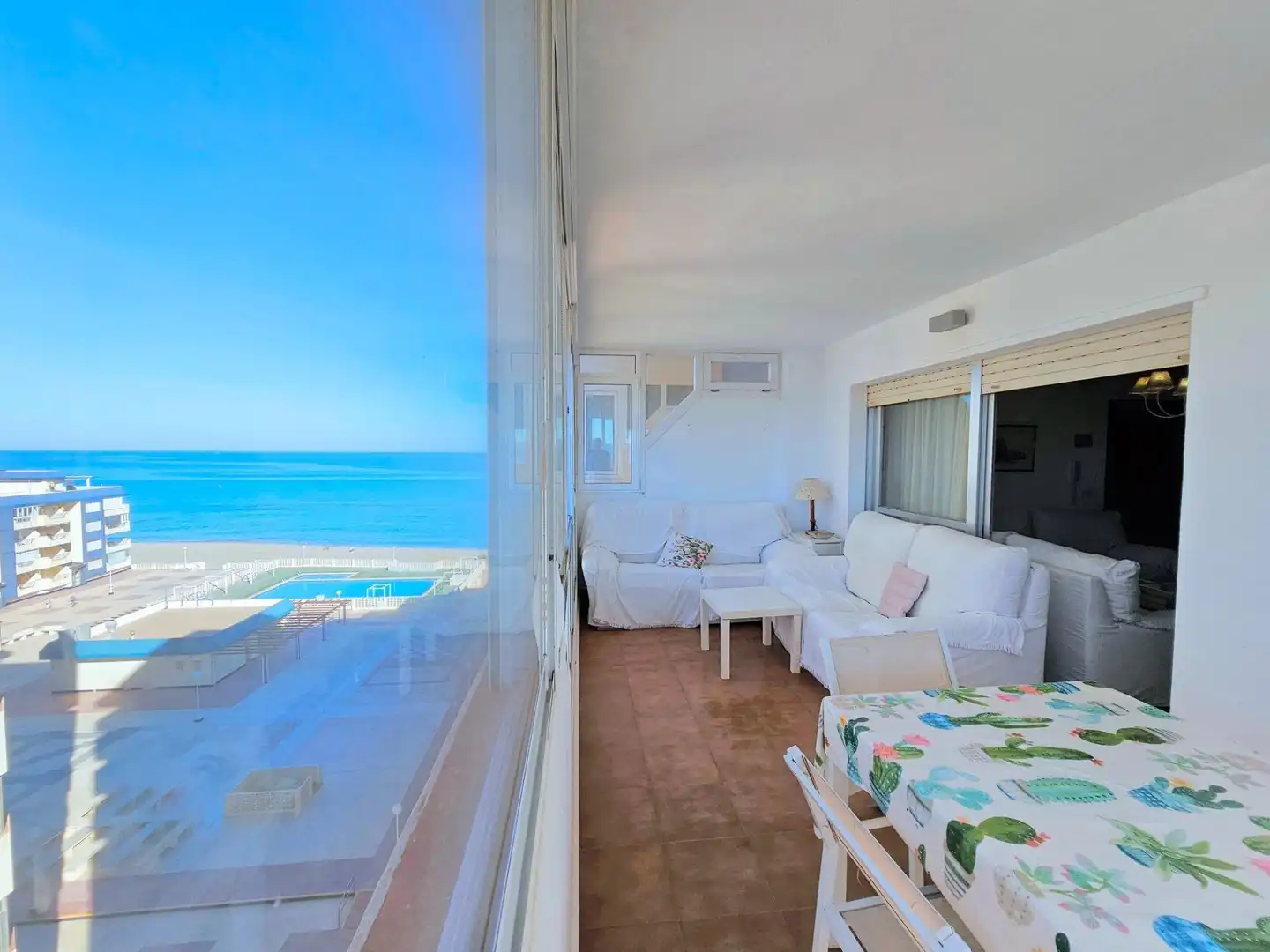 Habitación de Piso en venta en La Manga del Mar Menor con Terraza y Piscina comunitaria