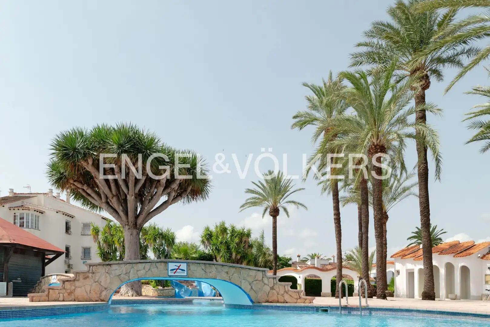 Piscina de Casa o chalet en venta en Dénia con Aire acondicionado, Calefacción y Terraza