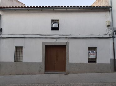 House for sale in Calle San Sebastián