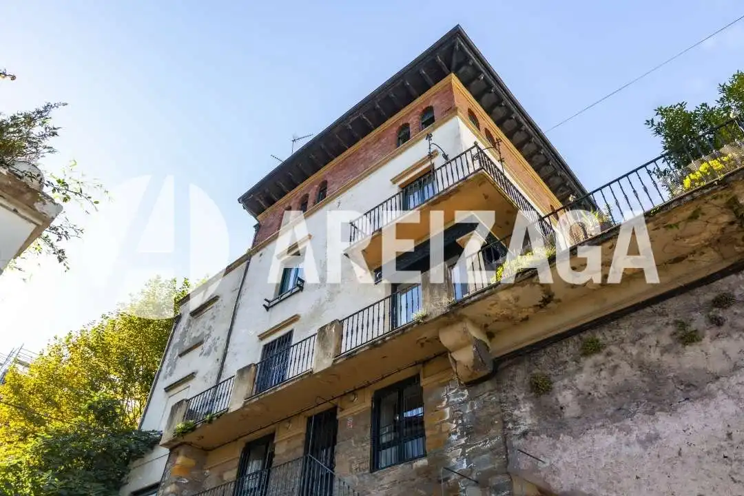 Vista exterior de Casa o chalet en venta en Donostia - San Sebastián  con Calefacción, Jardín privado y Terraza