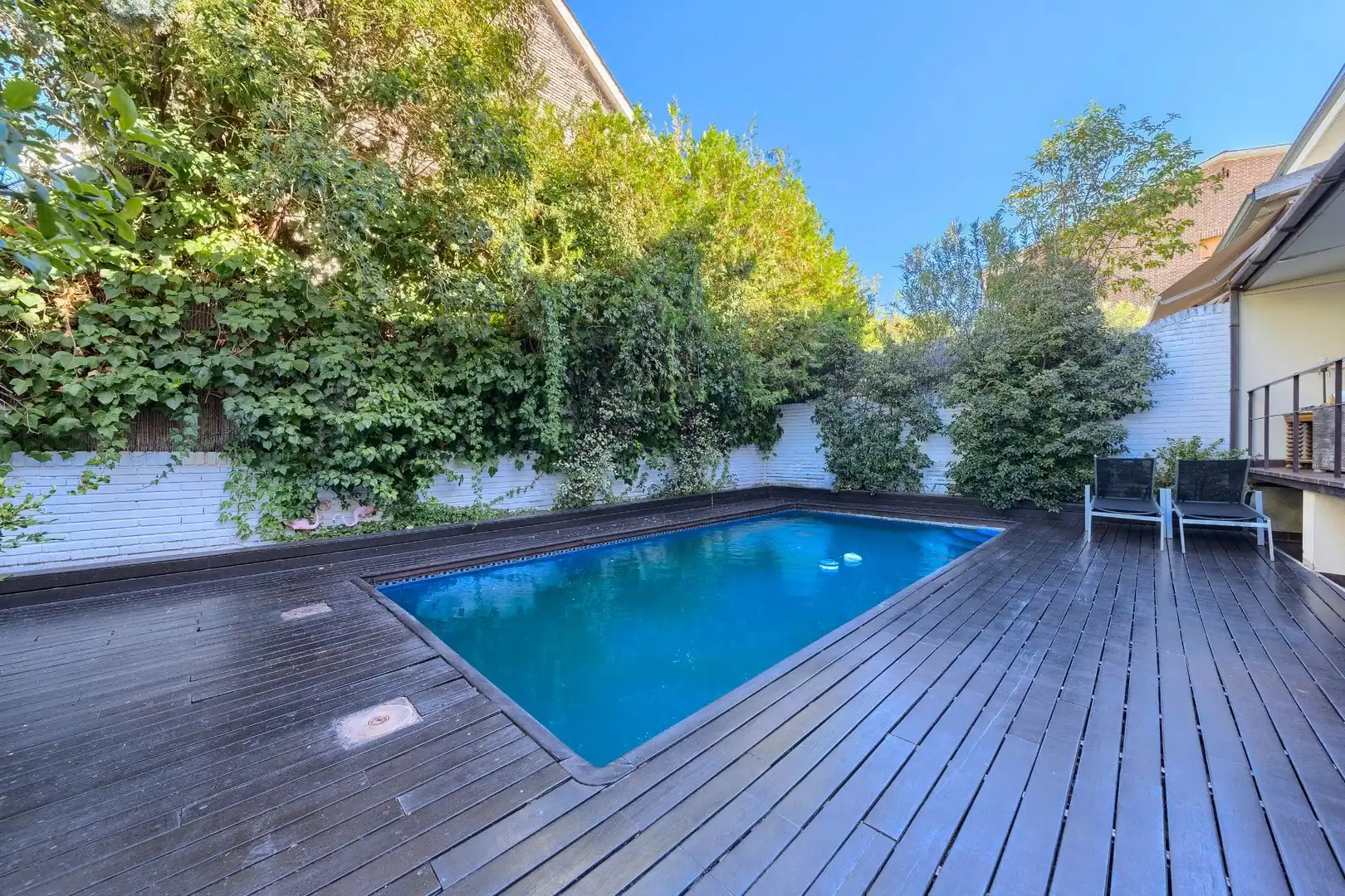 Adossat amb piscina en venda a de la Concepción, imagen 3
