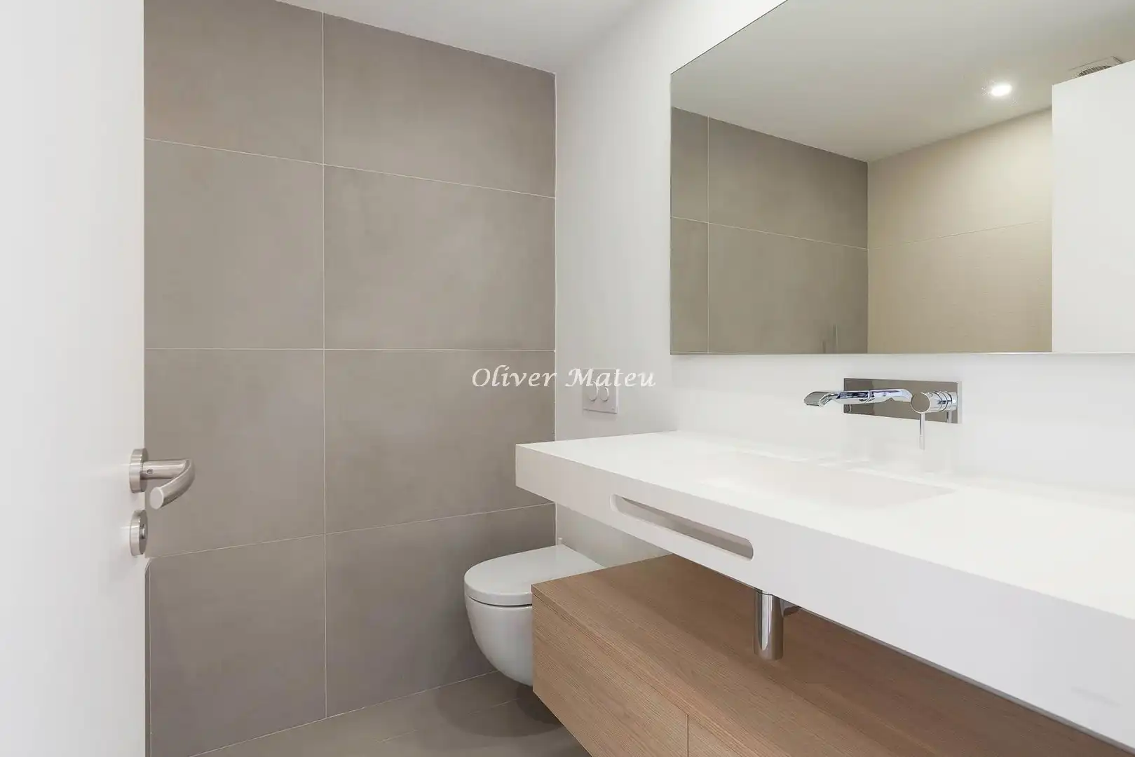 Bathroom of Flat for sale in  Palma de Mallorca  with Air Conditioner, Heating and Parquet flooring