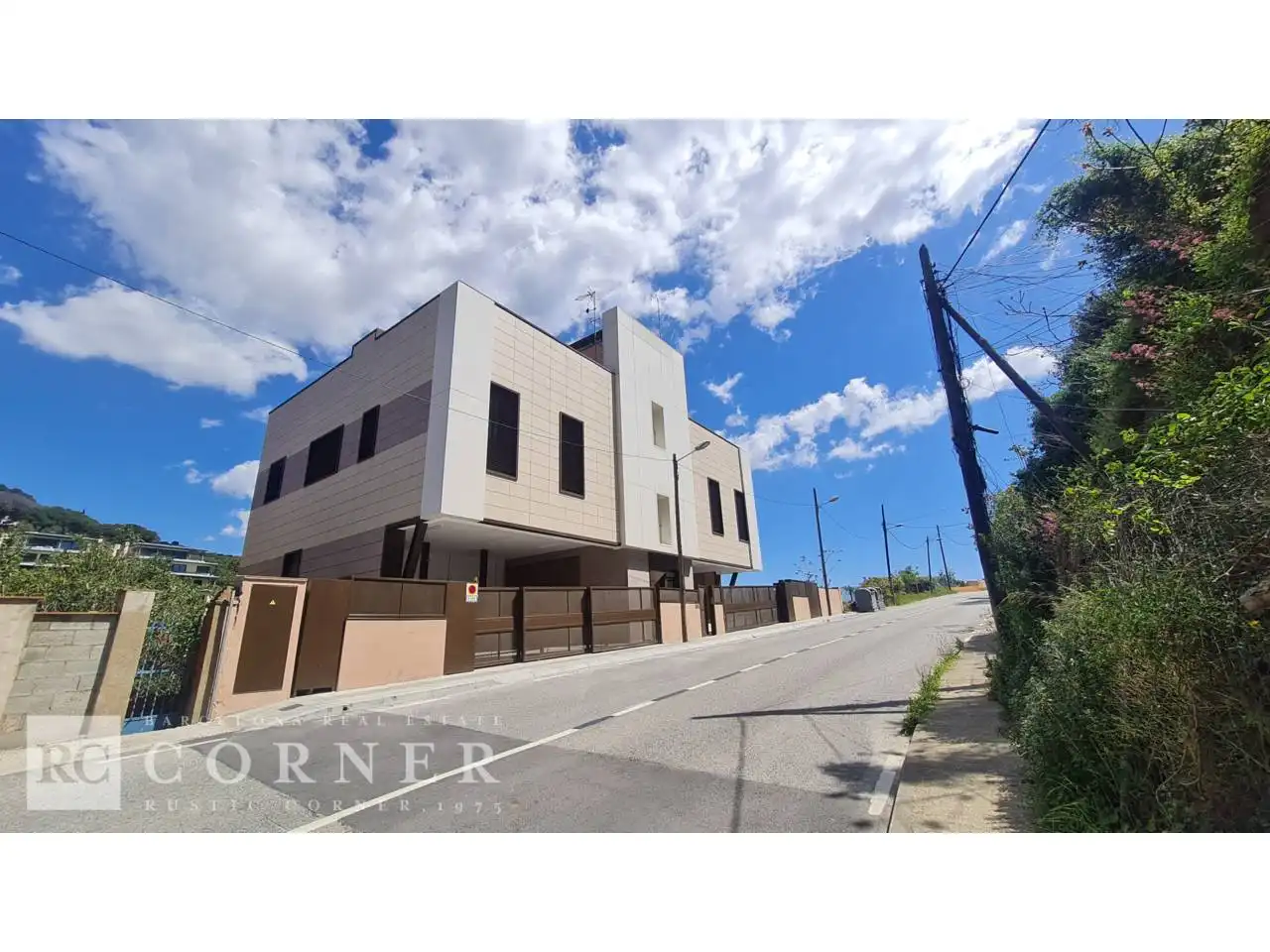 Vista exterior de Piso en venta en Barcelona con Aire acondicionado, Parquet y Terraza