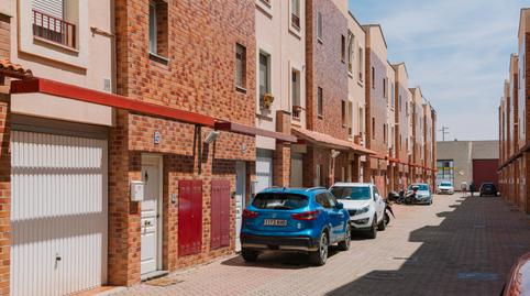 Foto 2 de Casa adosada en venda a Avenida de Puerto Rico, 47, Utebo, Zaragoza