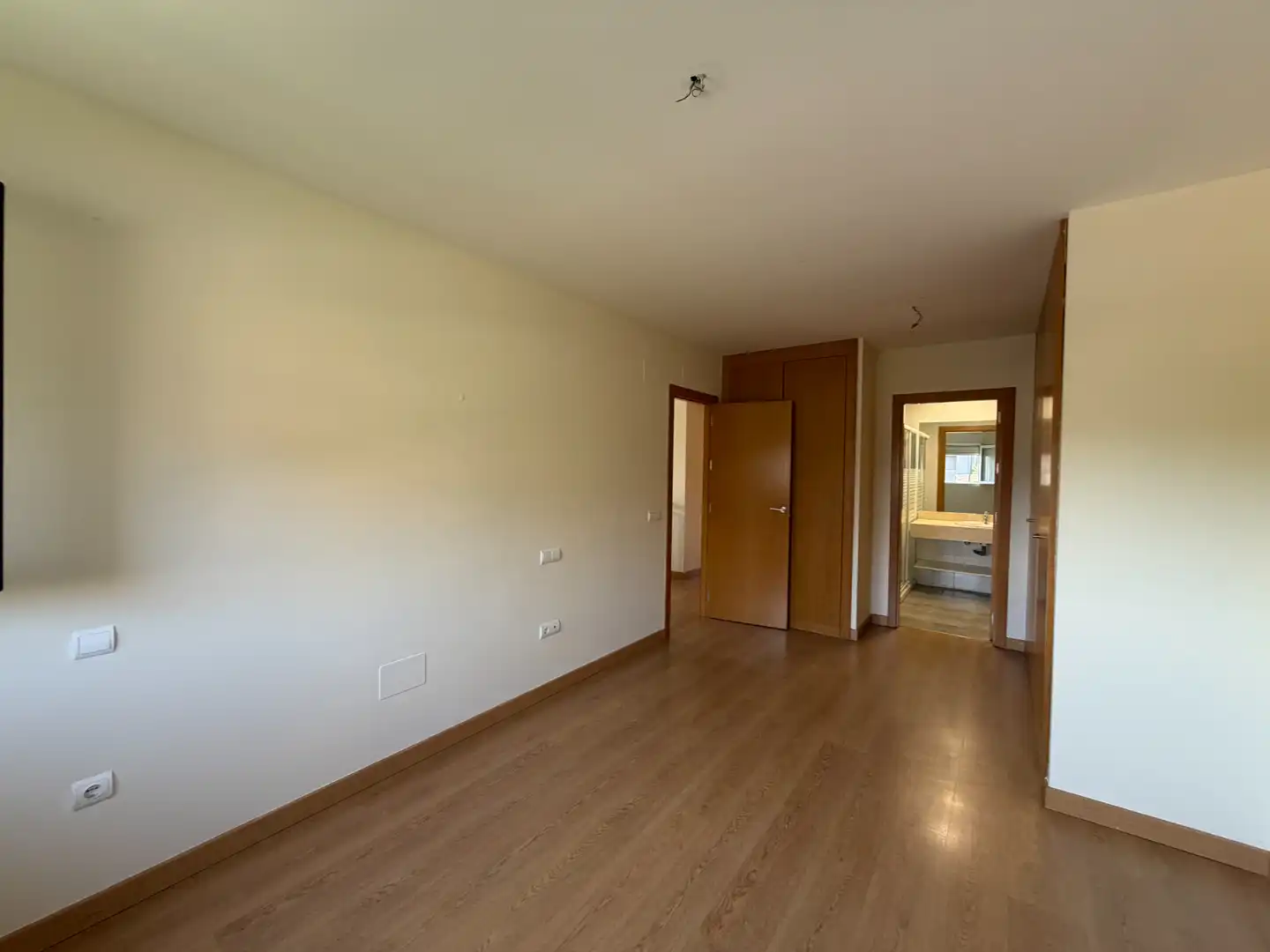 Habitación de Casa o chalet en venta en Colmenar Viejo con Calefacción, Jardín privado y Terraza