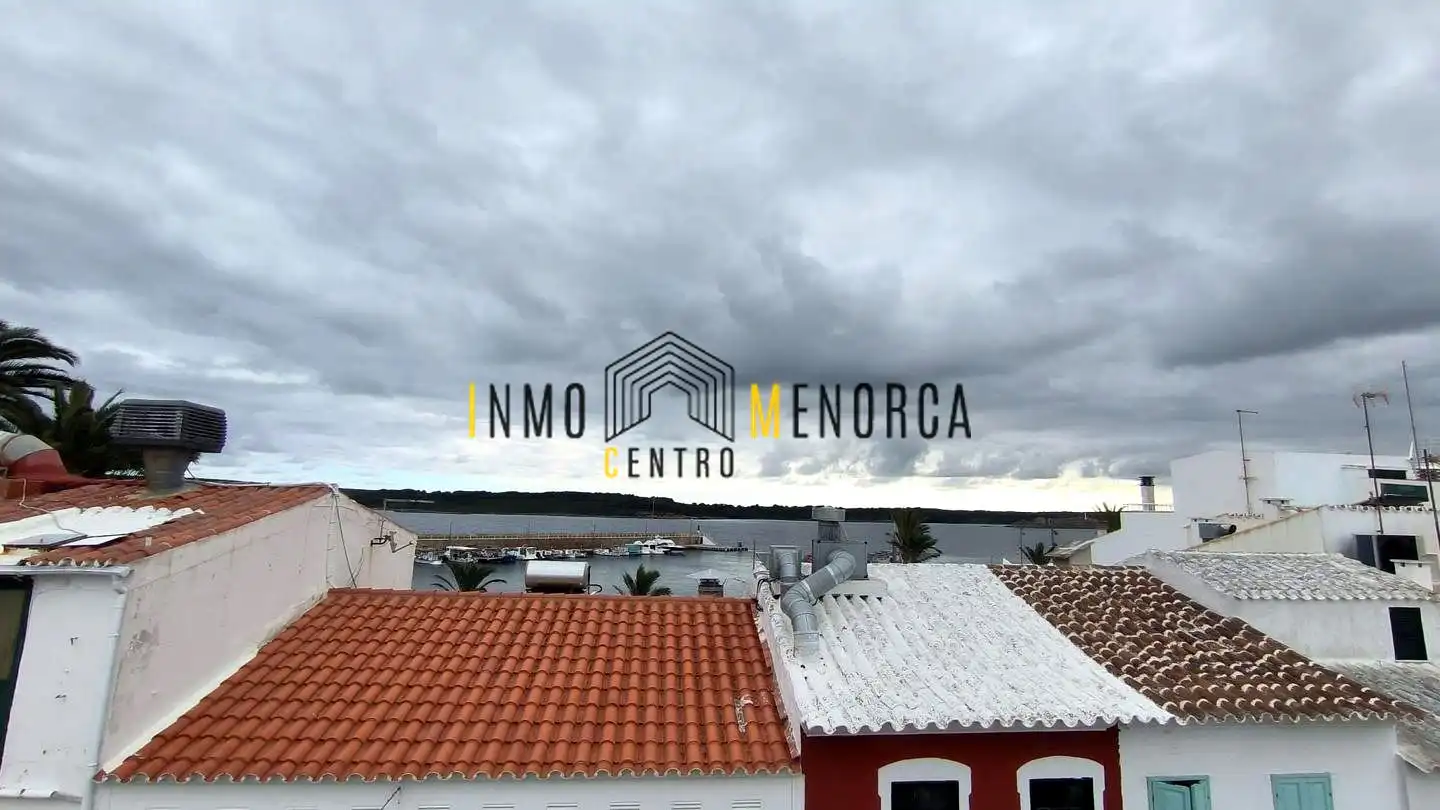 Vista exterior de Dúplex en venda en Es Mercadal amb Aire condicionat i Terrassa