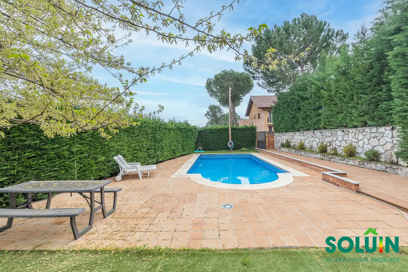 Piscina de Casa o xalet en venda en Torrelodones amb Aire condicionat, Calefacció i Jardí privat