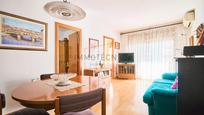 Living room of Flat for sale in Santa Coloma de Gramenet  with Air Conditioner, Heating and Balcony