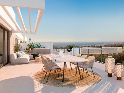 Terrasse von Wohnungen zum verkauf in Marbella mit Klimaanlage, Terrasse und Schwimmbad