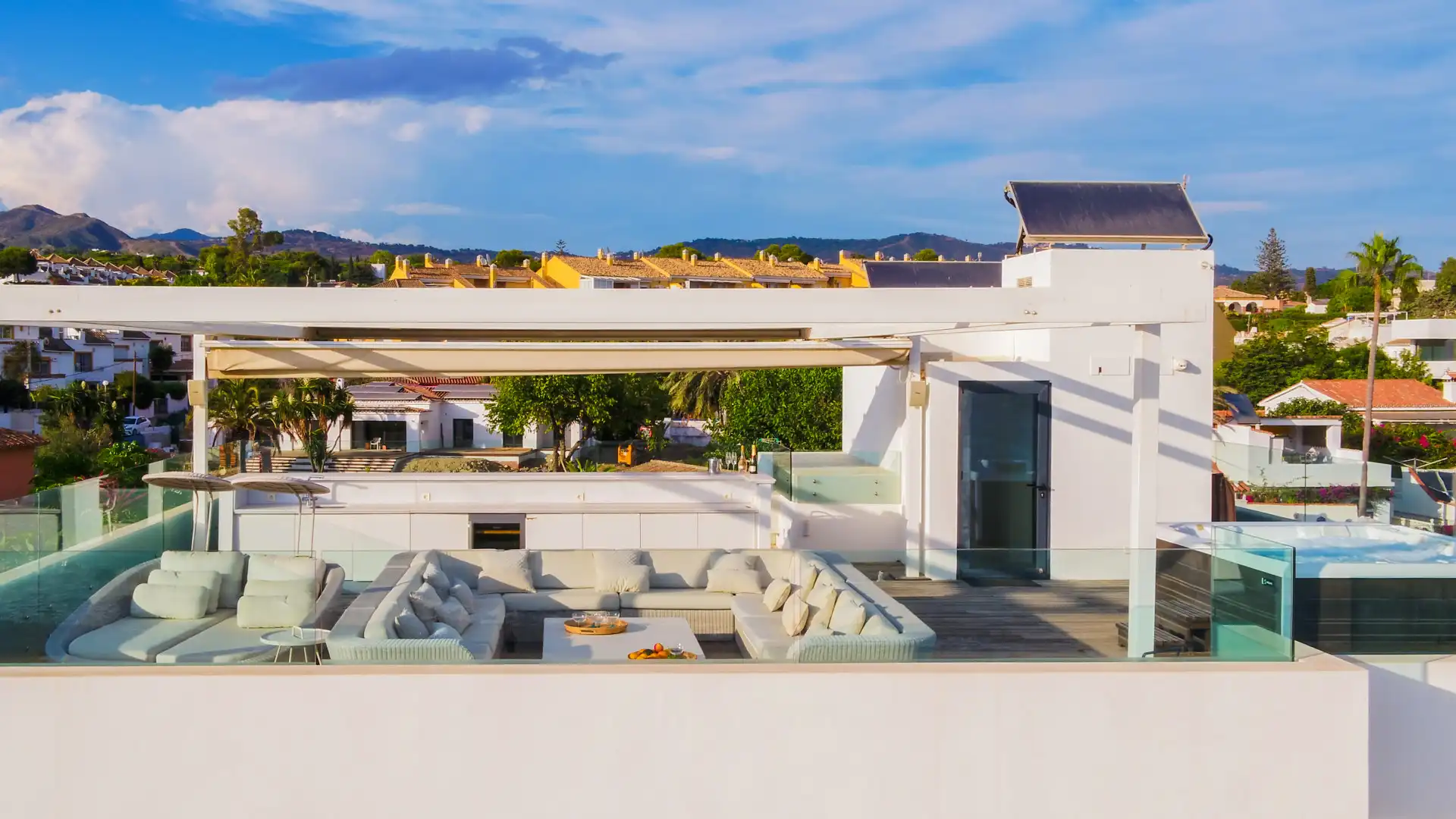 Terrace of Houses for sale in Marbella  with Air Conditioner, Private garden and Terrace