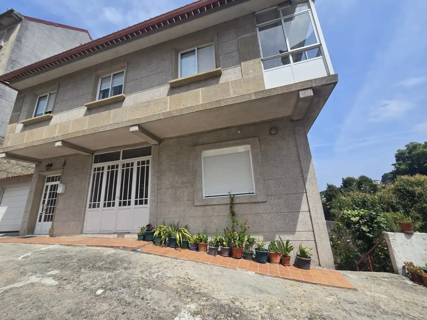 Vista exterior de Casa o chalet en venta en Vigo  con Calefacción, Jardín privado y Terraza