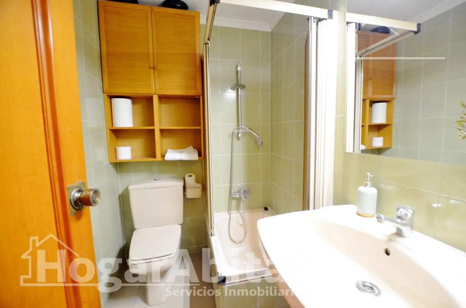 Bathroom of Flat for sale in Alicante / Alacant  with Heating and Furnished