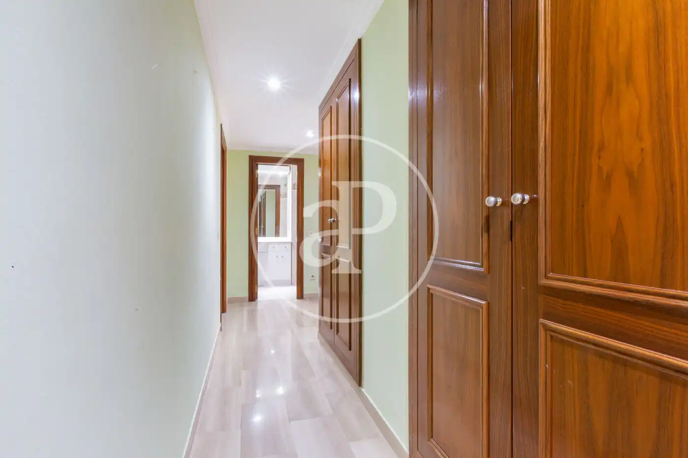 Piso en venta en Valencia con Aire acondicionado, Calefacción y Terraza