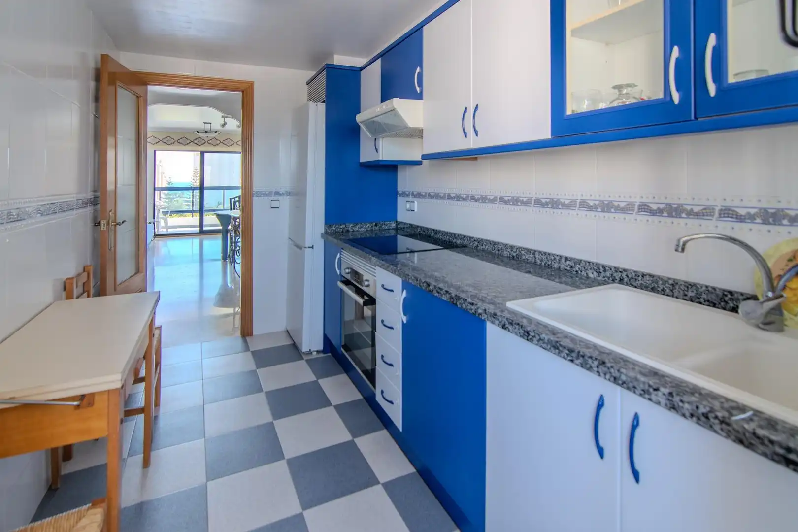 Cocina de Apartamento en venta en Gandia con Terraza y Piscina comunitaria